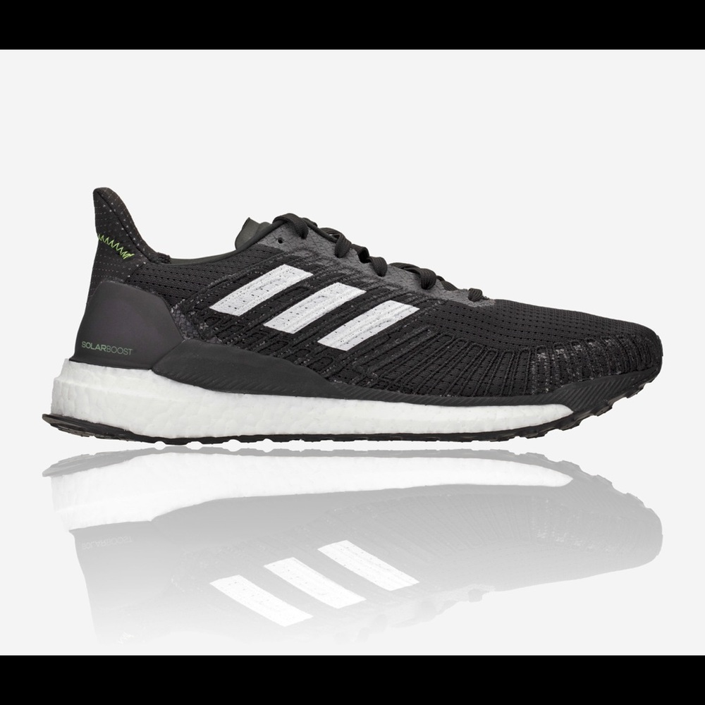 BRAND NEW Adidas Solarboost 19